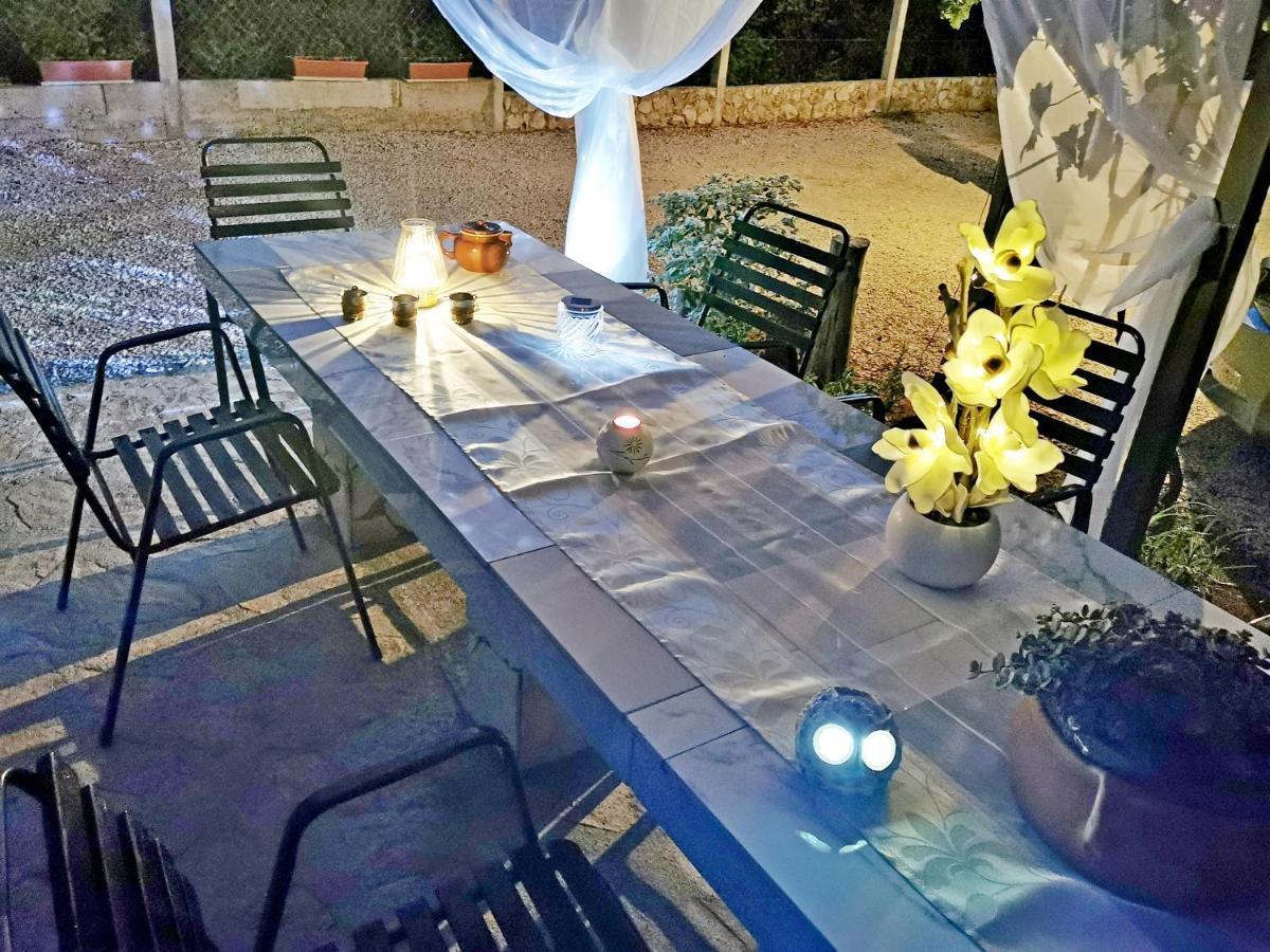 Apartmani Antonela&Andrej Привлака Екстериор снимка