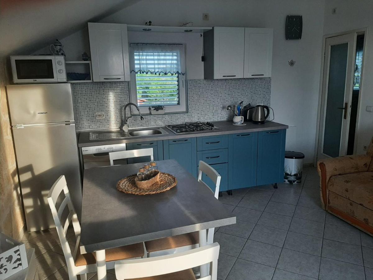 Apartmani Antonela&Andrej Привлака Екстериор снимка
